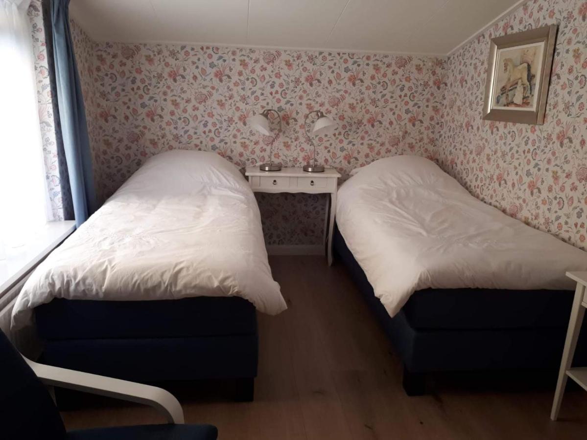 B&B De Blauwe Tulp Noord-Scharwoude Ngoại thất bức ảnh