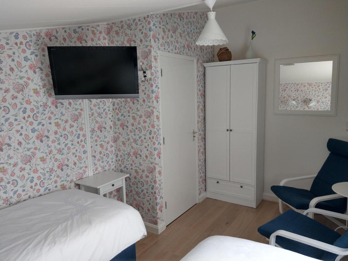 B&B De Blauwe Tulp Noord-Scharwoude Ngoại thất bức ảnh